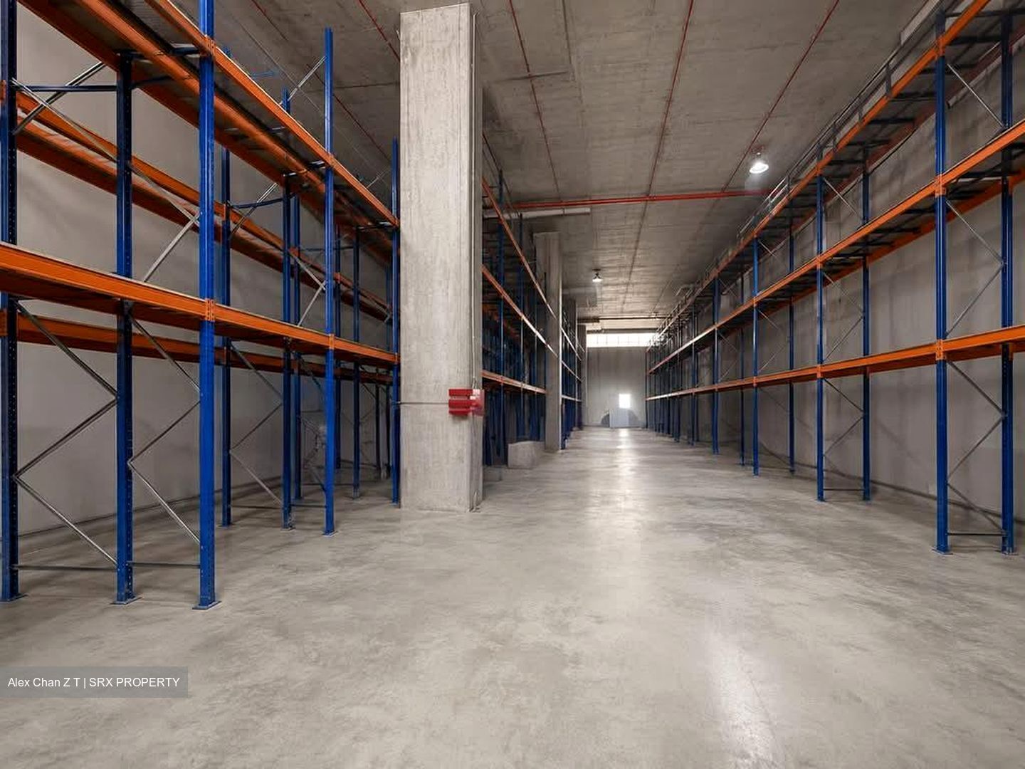 Jurong Logistics Hub (D22), Warehouse #586785001